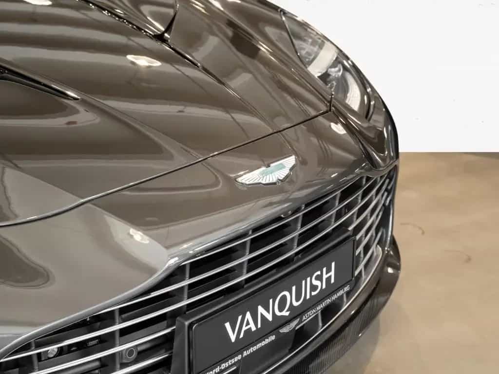 Aston Martin Vanquish Coupe Aston Martin Hamburg 10/2025-photo-14
