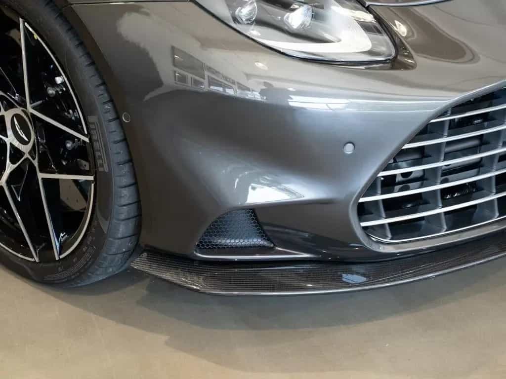 Aston Martin Vanquish Coupe Aston Martin Hamburg 10/2025-photo-15