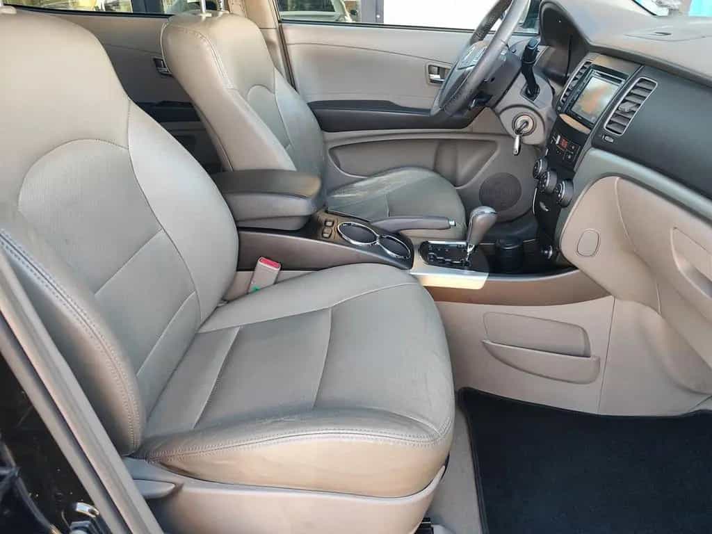 Ssangyong Korando 2.0 e-XDi 175 CV 2WD MT Classy 03/2013-photo-11