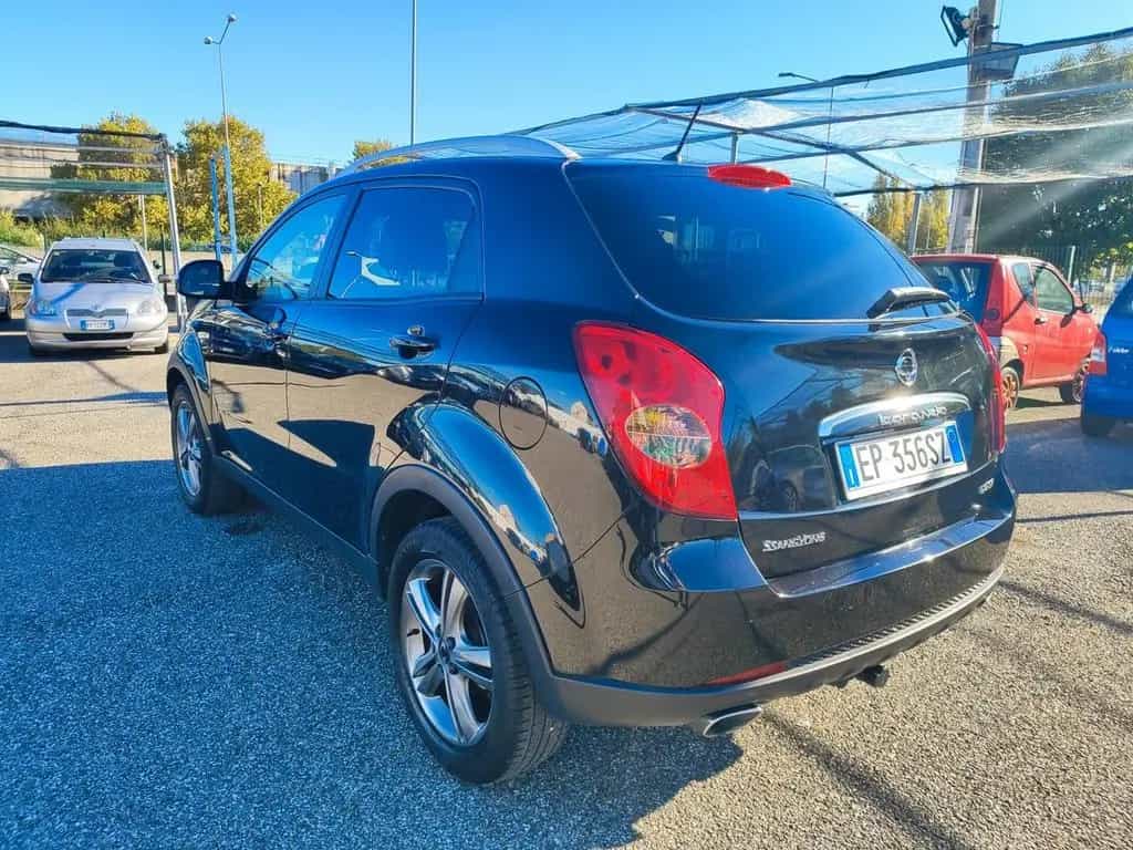 Ssangyong Korando 2.0 e-XDi 175 CV 2WD MT Classy 03/2013-photo-2