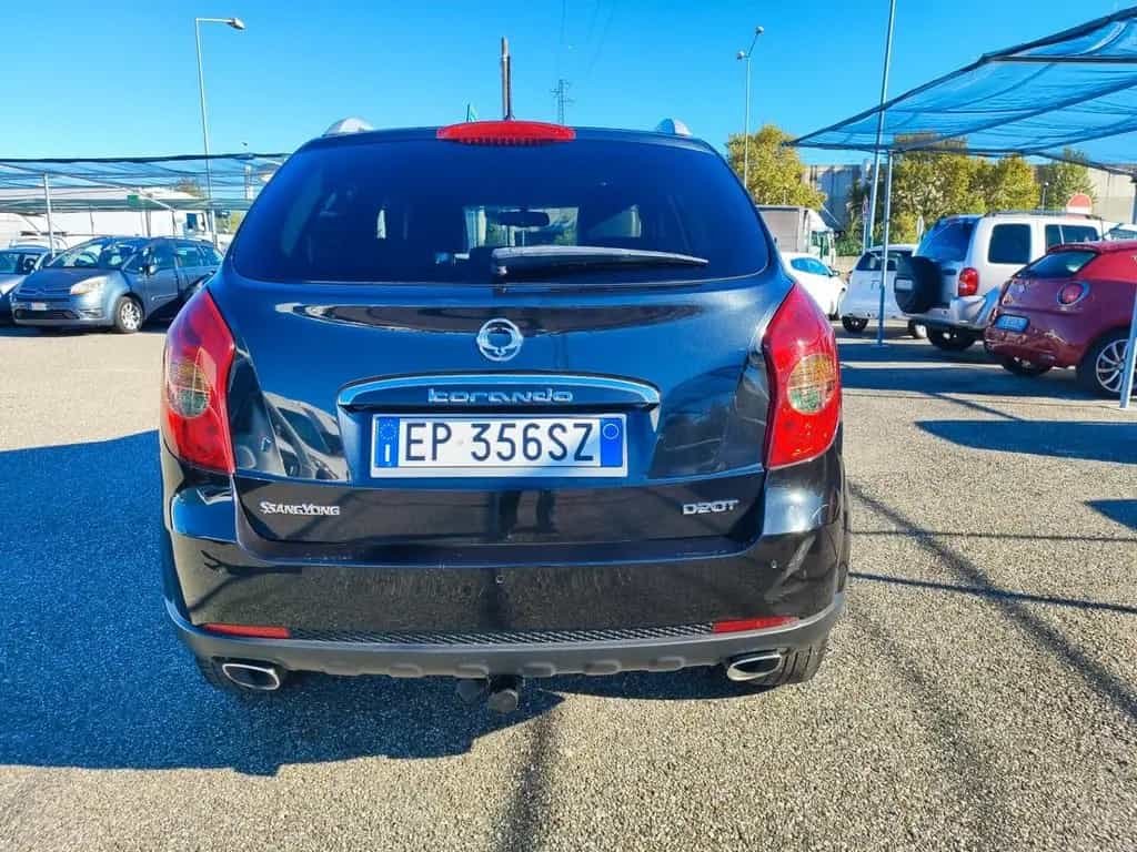 Ssangyong Korando 2.0 e-XDi 175 CV 2WD MT Classy 03/2013-photo-3