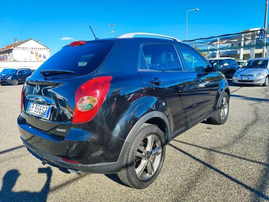 Ssangyong Korando 2.0 e-XDi 175 CV 2WD MT Classy 03/2013-photo-4