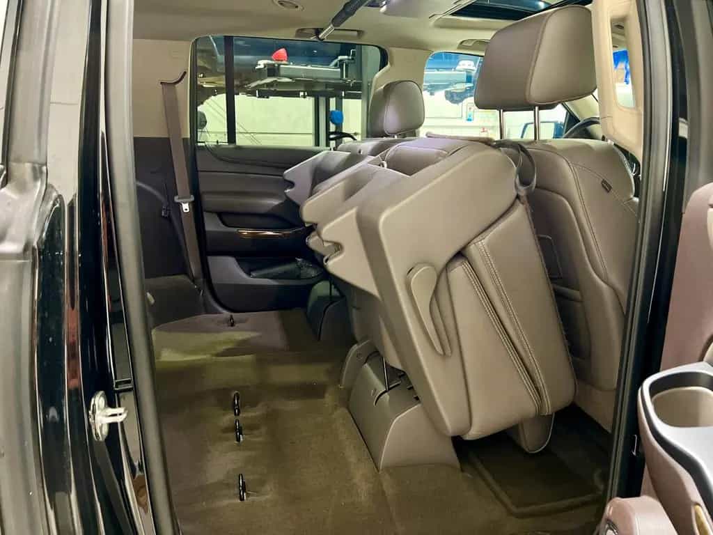 GMC Yukon XL 01/2016-photo-28