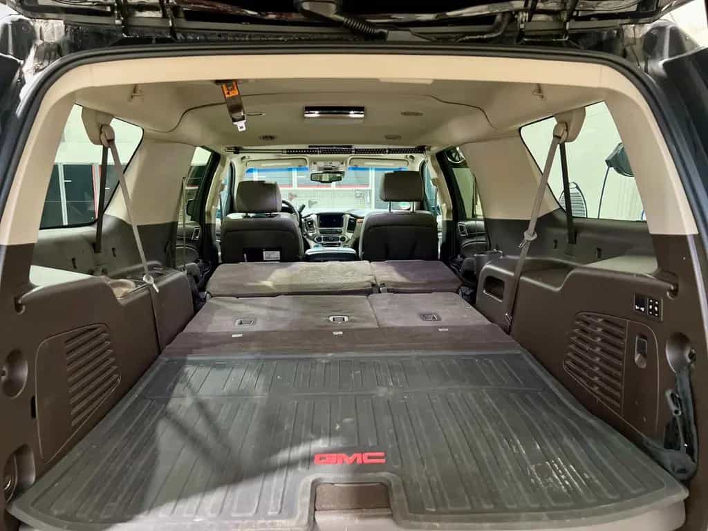 GMC Yukon XL 01/2016-photo-31