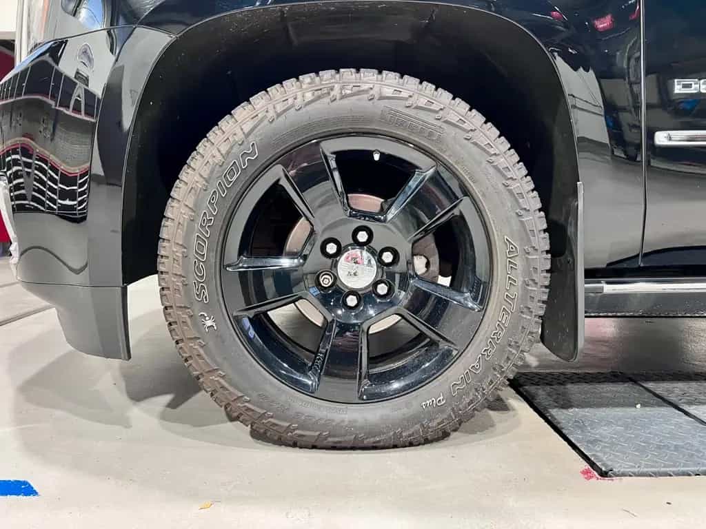 GMC Yukon XL 01/2016-photo-9