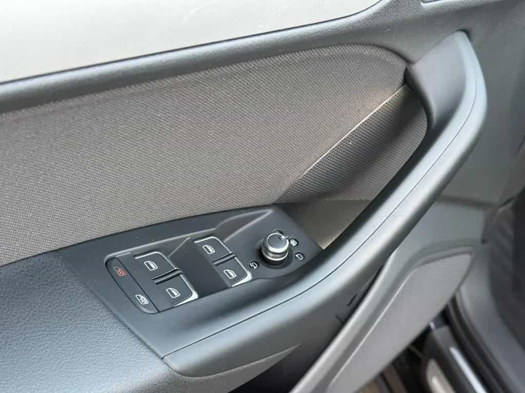 Audi Q3 SPORT QUATTRO Stronic STDHZ NAVI XENON SH AHK 06/2018-photo-18