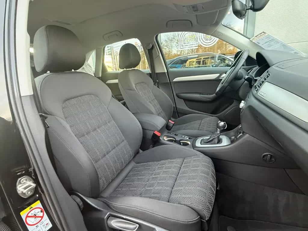 Audi Q3 SPORT QUATTRO Stronic STDHZ NAVI XENON SH AHK 06/2018-photo-23