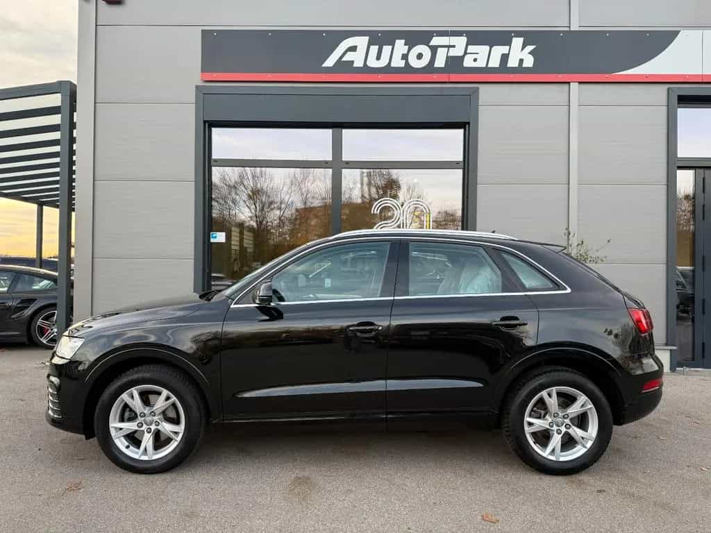 Audi Q3 SPORT QUATTRO Stronic STDHZ NAVI XENON SH AHK 06/2018-photo-9