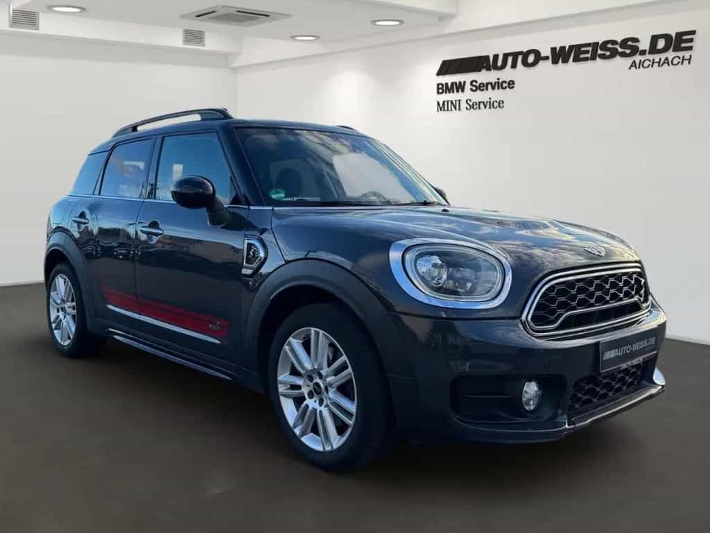 MINI Cooper SD Countryman AUT CHILI+NAVI+LED+SHZ+PDC+ 02/2018-photo-2