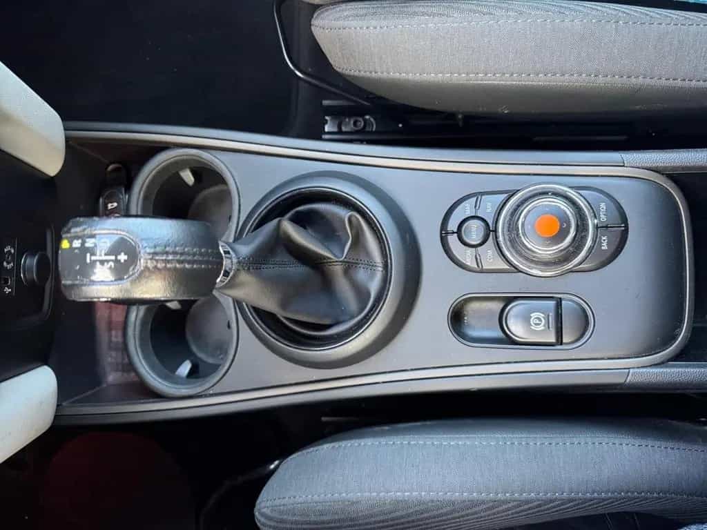 MINI Cooper SD Countryman AUT CHILI+NAVI+LED+SHZ+PDC+ 02/2018-photo-22