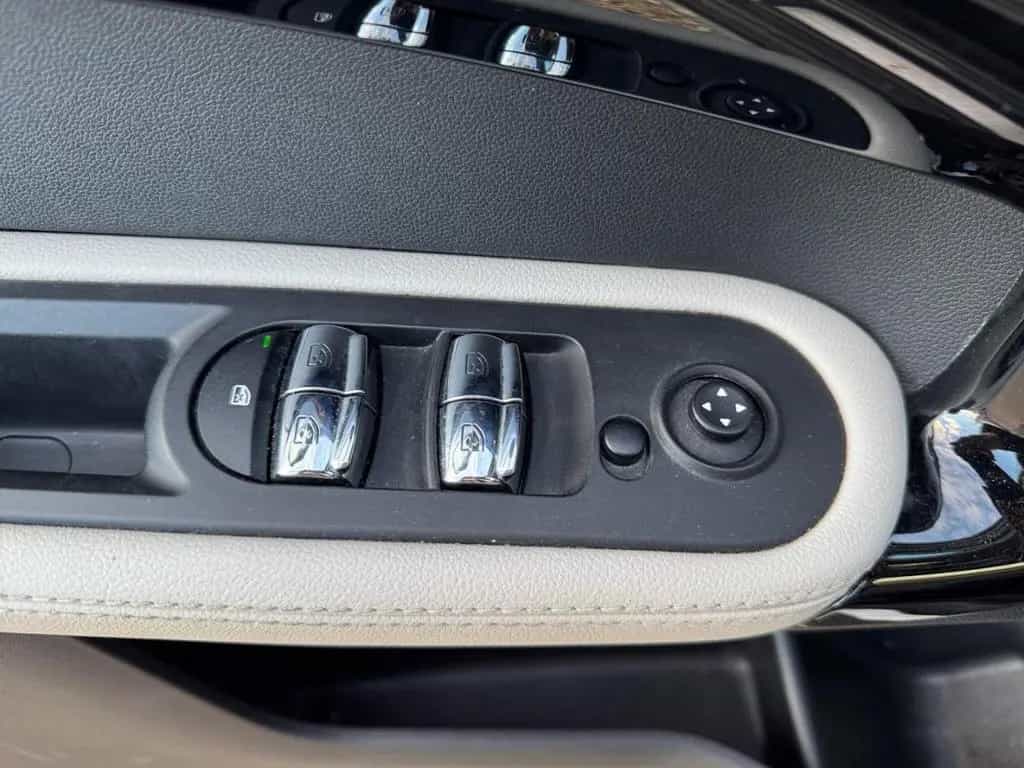 MINI Cooper SD Countryman AUT CHILI+NAVI+LED+SHZ+PDC+ 02/2018-photo-34