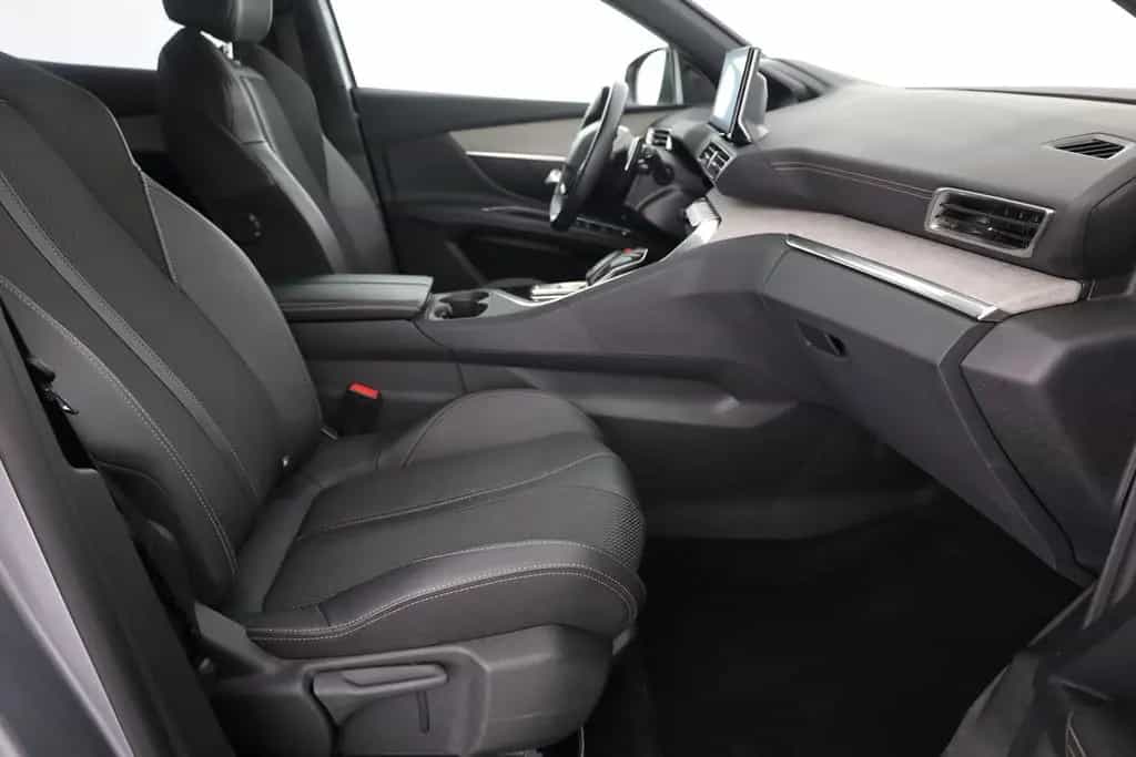 Peugeot 3008 GT 1.2 PureTech 130 Aut. LED ACC Navi 03/2023-photo-23