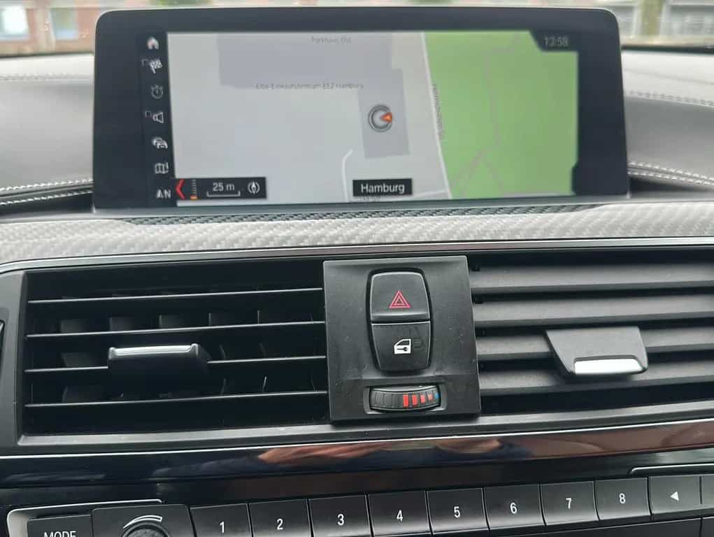 BMW M4 Cabrio Carbon*H&K*Kamera*BMW Scheckheft 12/2017-photo-13