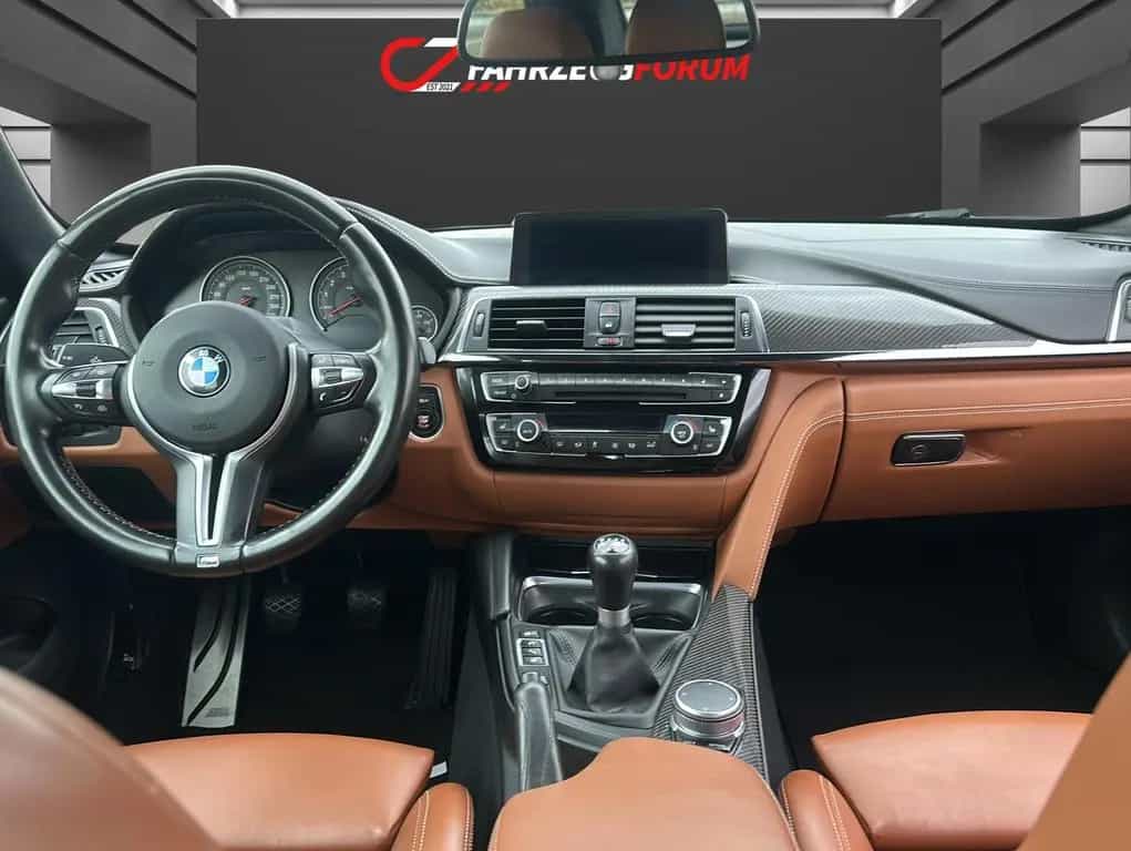 BMW M4 Cabrio Carbon*H&K*Kamera*BMW Scheckheft 12/2017-photo-4