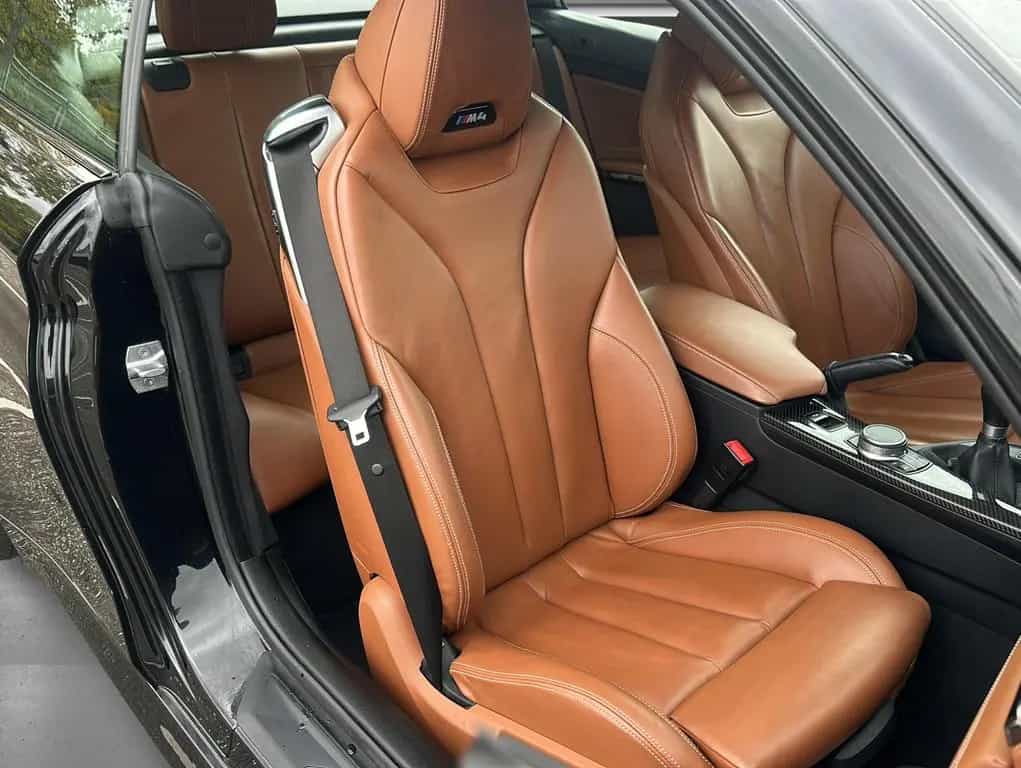 BMW M4 Cabrio Carbon*H&K*Kamera*BMW Scheckheft 12/2017-photo-7