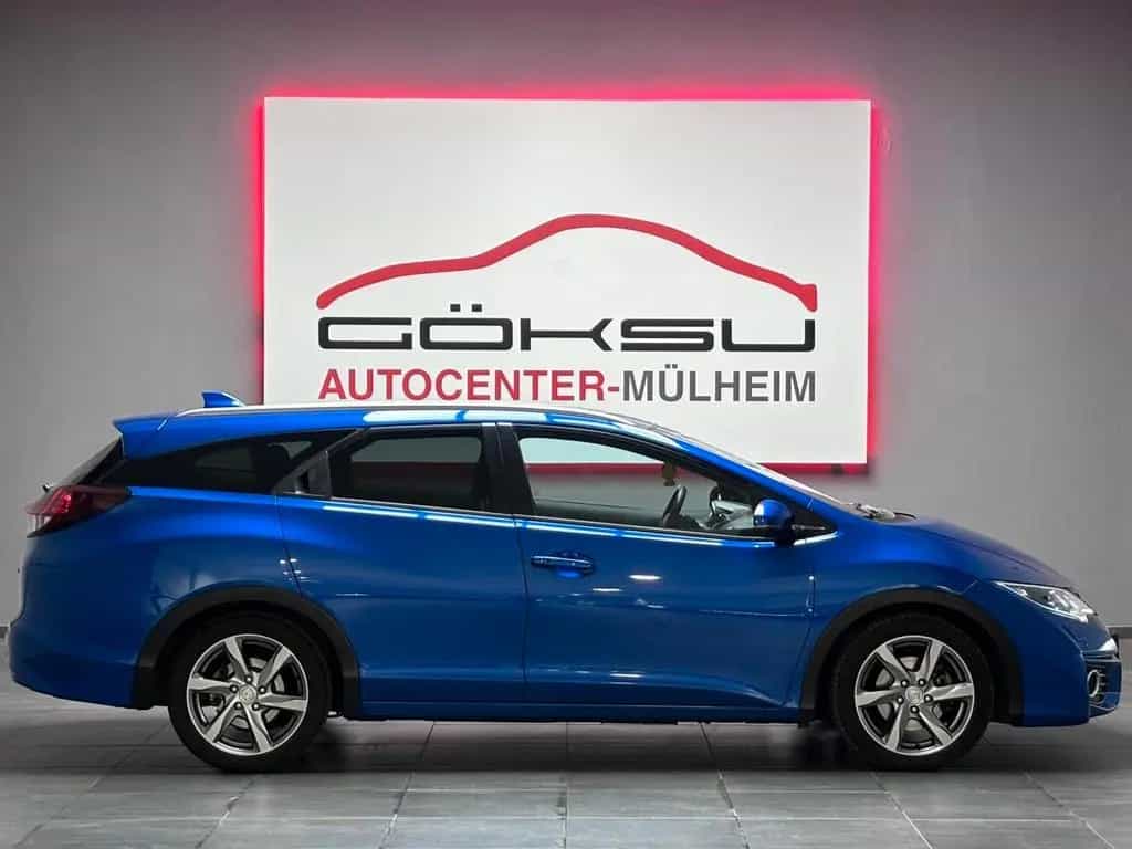 Honda Civic *Tourer Executive*Autom.*Navi*Kamera*Leder* 11/2017-photo-4