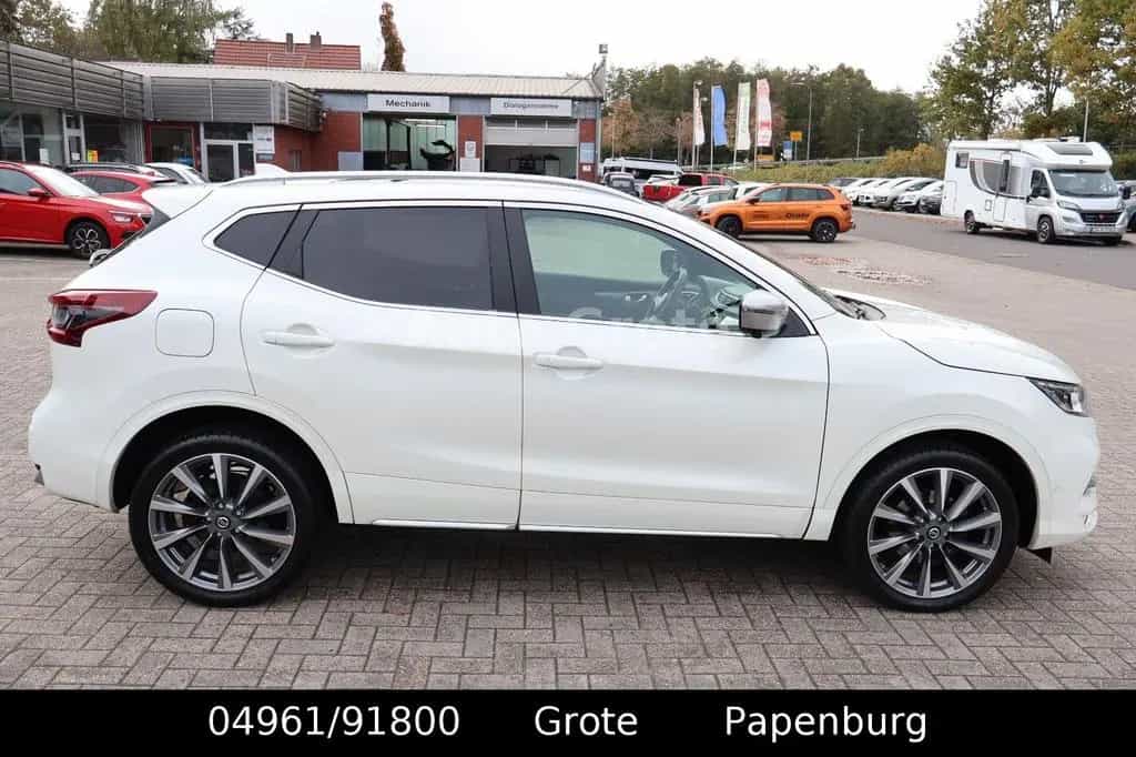 Nissan Qashqai 1,3 DIG-T Tekna+ AT Leder, Bose, ACC 05/2020-photo-5