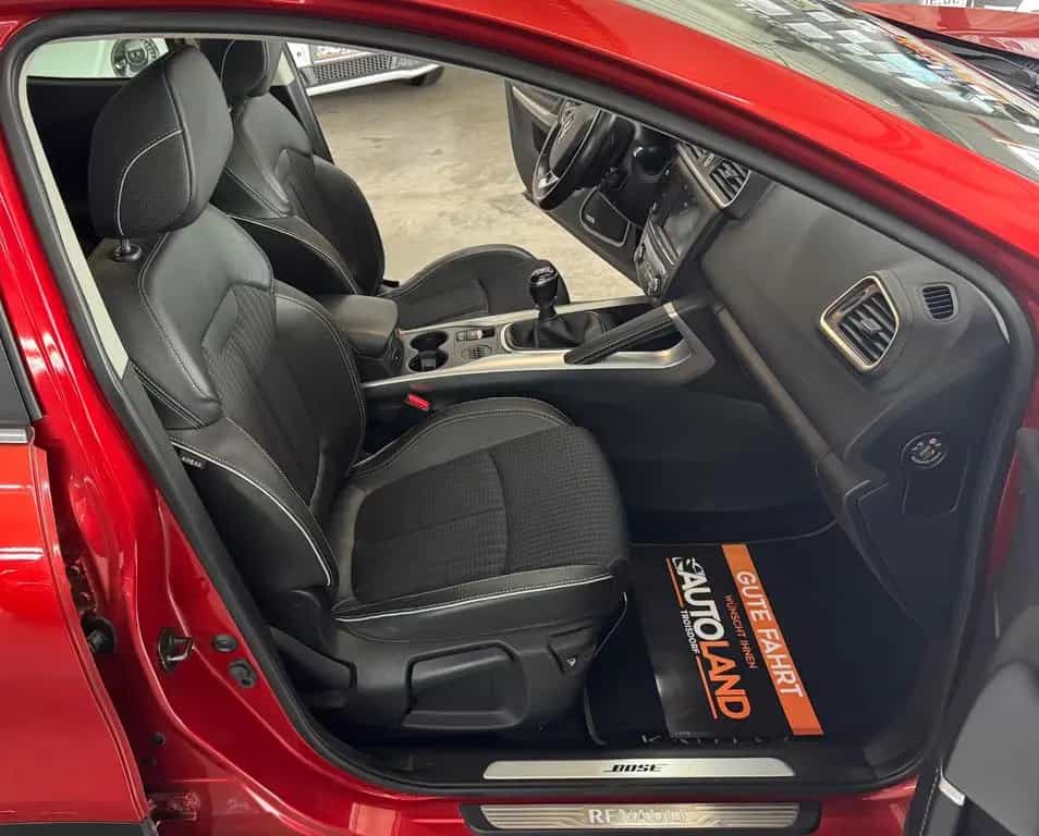 Renault Kadjar Bose Edition*NUR 70TKM*LED*NAVI*PDC*LEDER 12/2015-photo-18