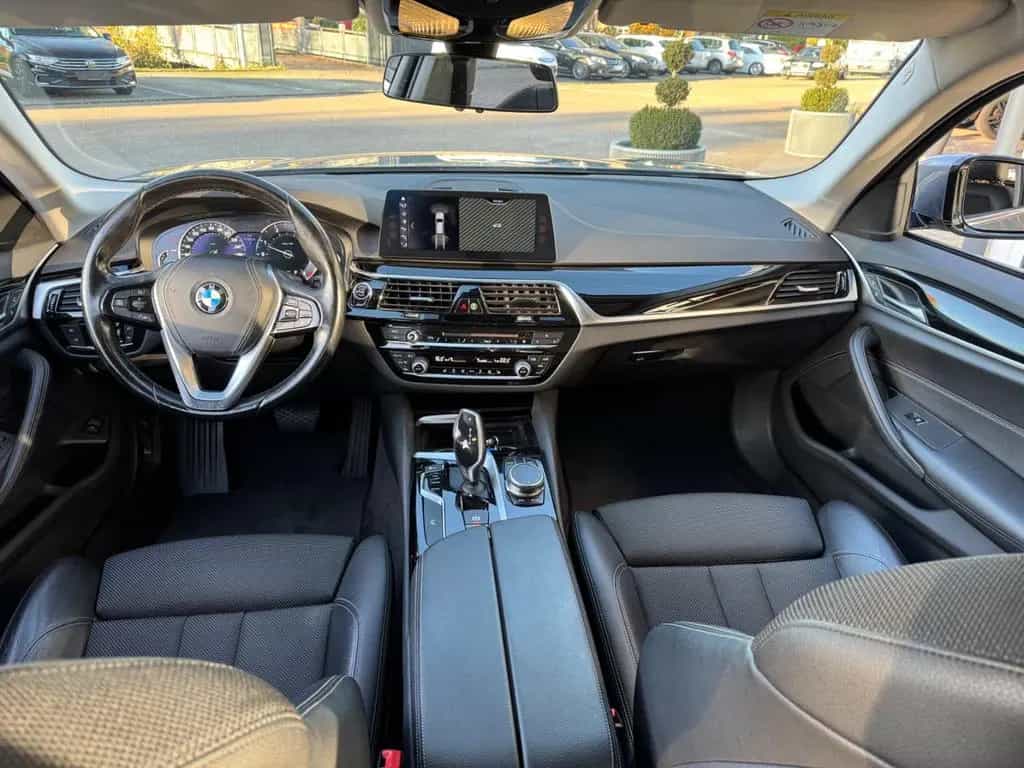 BMW 5 Series 520 d Touring  Sport Line LED/RFK/AHK 11/2017-photo-15