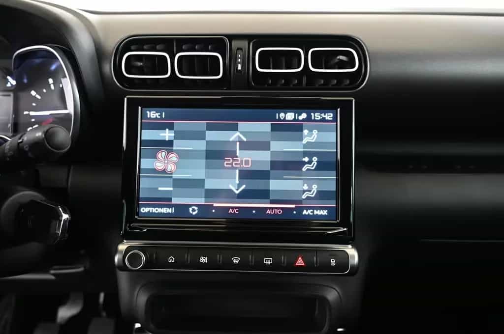 Citroën C3 Aircross 1.2 PT 110 PLUS LED/NAVI/PDC/16 03/2024-photo-18