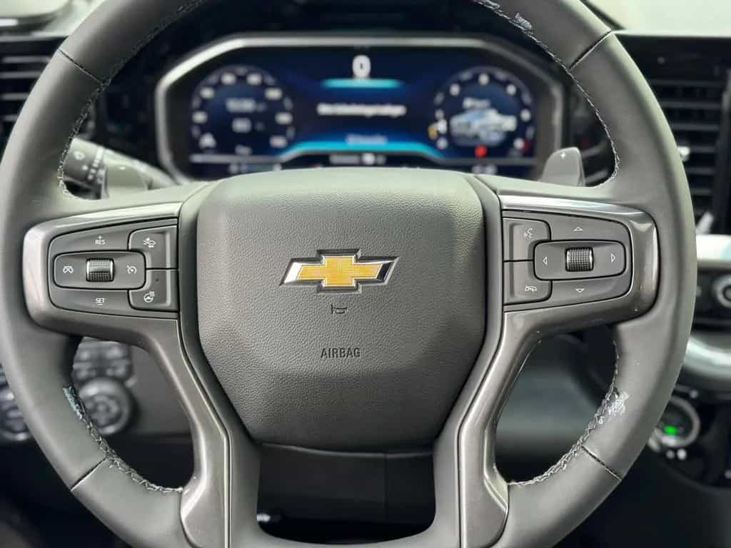 Chevrolet Silverado High Country 6.2 V8 Modell 2025 null-photo-23