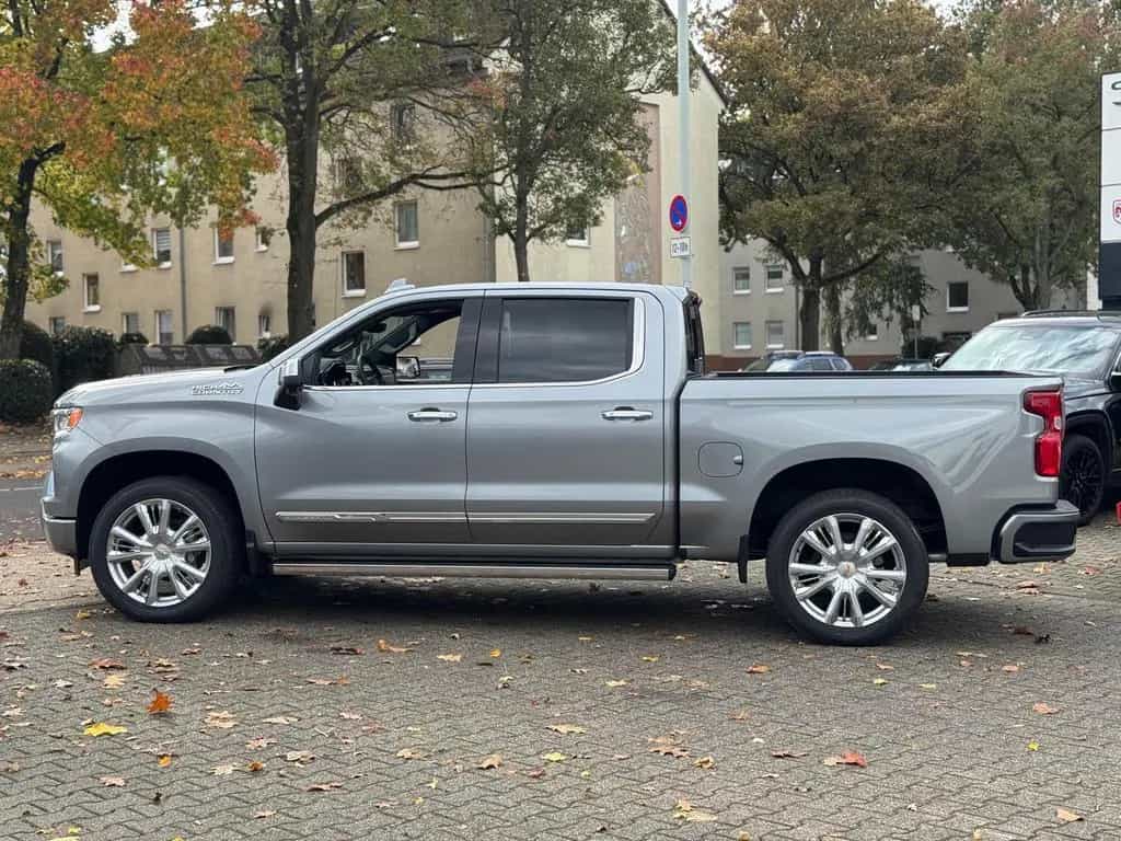 Chevrolet Silverado High Country 6.2 V8 Modell 2025 null-photo-8