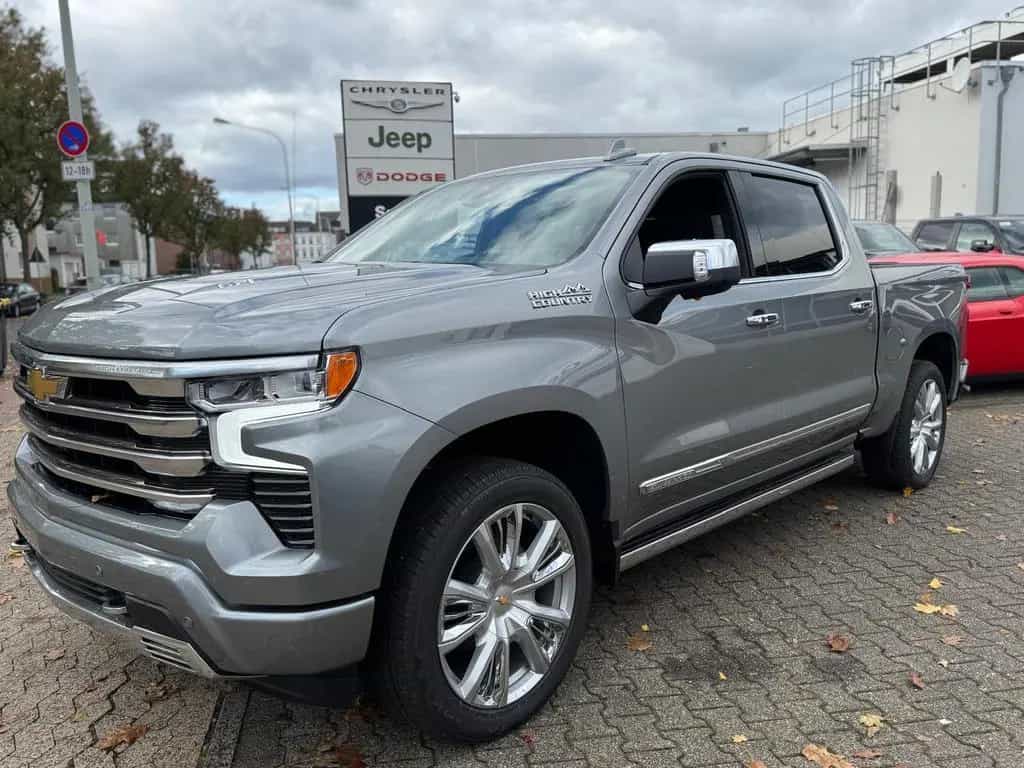 Chevrolet Silverado High Country 6.2 V8 Modell 2025 null-photo-9