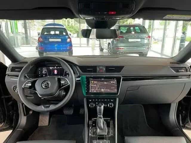 Skoda Superb Combi 2.0 TSI 4X4 DSG Laurin&Klement VOLL 03/2023-photo-26