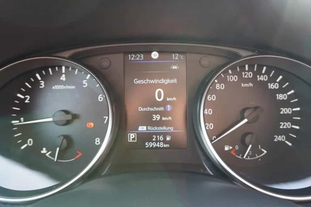 Nissan Qashqai 1.3 Akari DCT AHK 360° Kamera Panorama 03/2021-photo-18