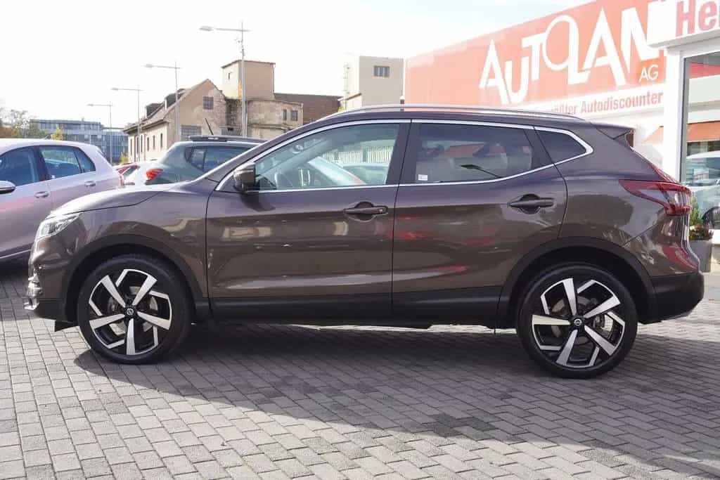 Nissan Qashqai 1.3 Akari DCT AHK 360° Kamera Panorama 03/2021-photo-2