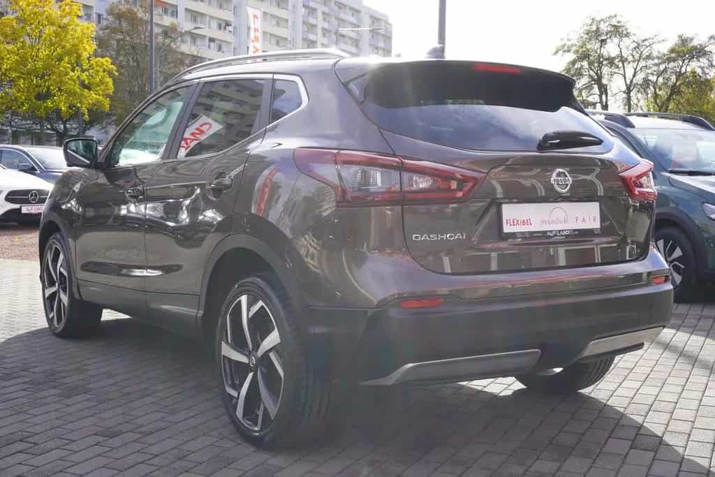 Nissan Qashqai 1.3 Akari DCT AHK 360° Kamera Panorama 03/2021-photo-3