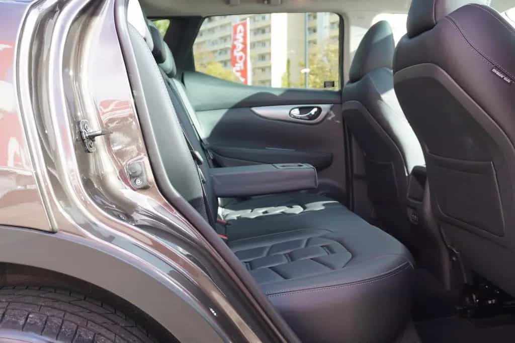 Nissan Qashqai 1.3 Akari DCT AHK 360° Kamera Panorama 03/2021-photo-31