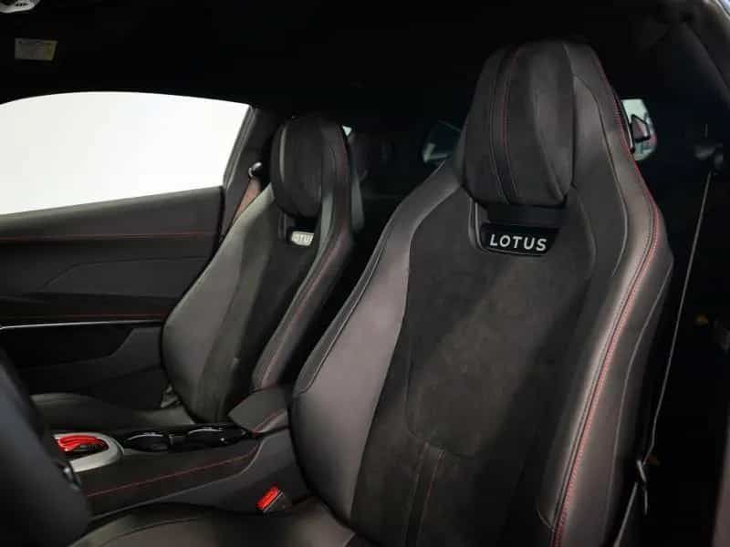 Lotus Emira Turbo First Edition 12/2024-photo-10