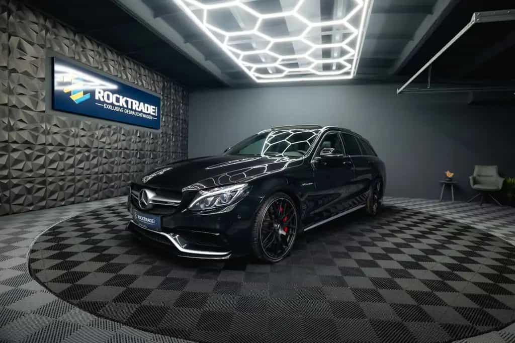 Mercedes-Benz C 63 AMG C 63 S T AMG Performance *Pano*Burmester*LED* 07/2017-photo-0