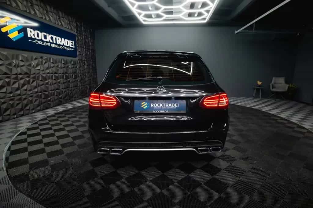 Mercedes-Benz C 63 AMG C 63 S T AMG Performance *Pano*Burmester*LED* 07/2017-photo-17