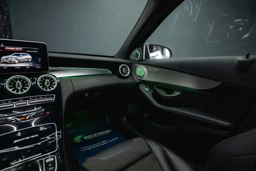 Mercedes-Benz C 63 AMG C 63 S T AMG Performance *Pano*Burmester*LED* 07/2017-photo-22