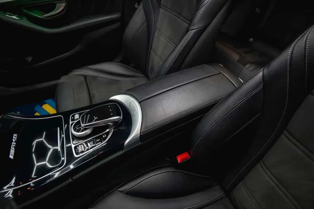 Mercedes-Benz C 63 AMG C 63 S T AMG Performance *Pano*Burmester*LED* 07/2017-photo-36