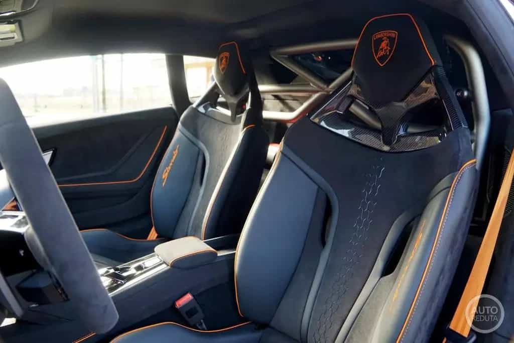 Lamborghini Huracán Sterrato 1 of 1499 Keramik 03/2024-photo-20