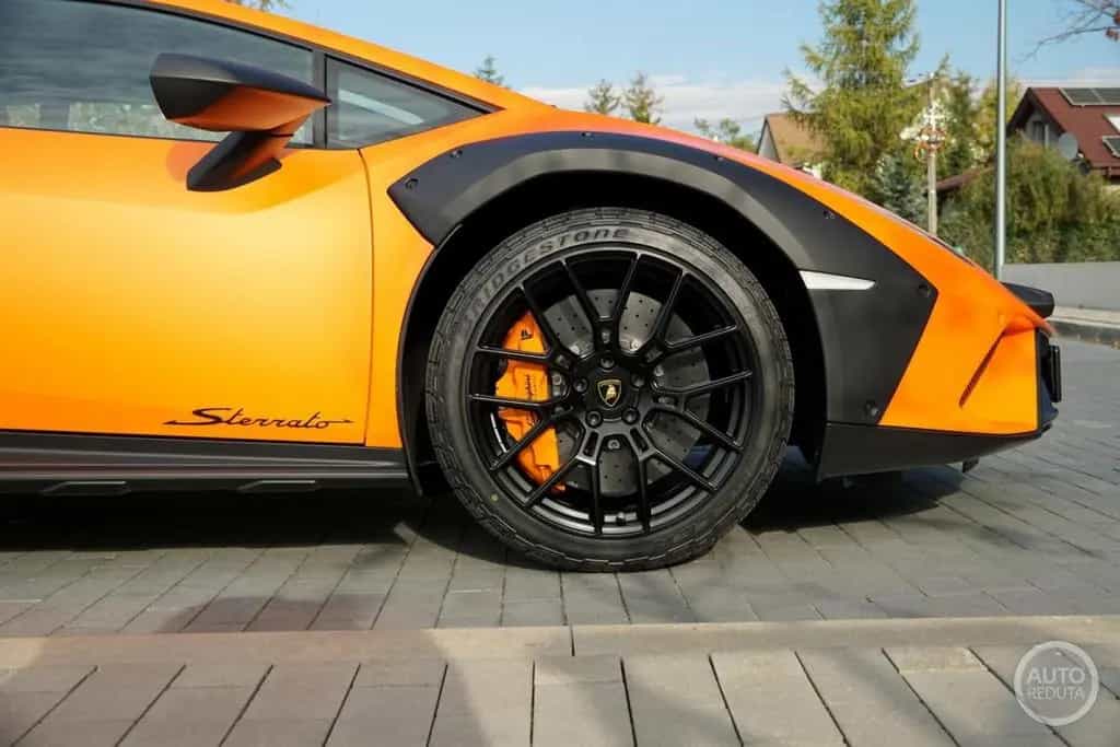 Lamborghini Huracán Sterrato 1 of 1499 Keramik 03/2024-photo-9