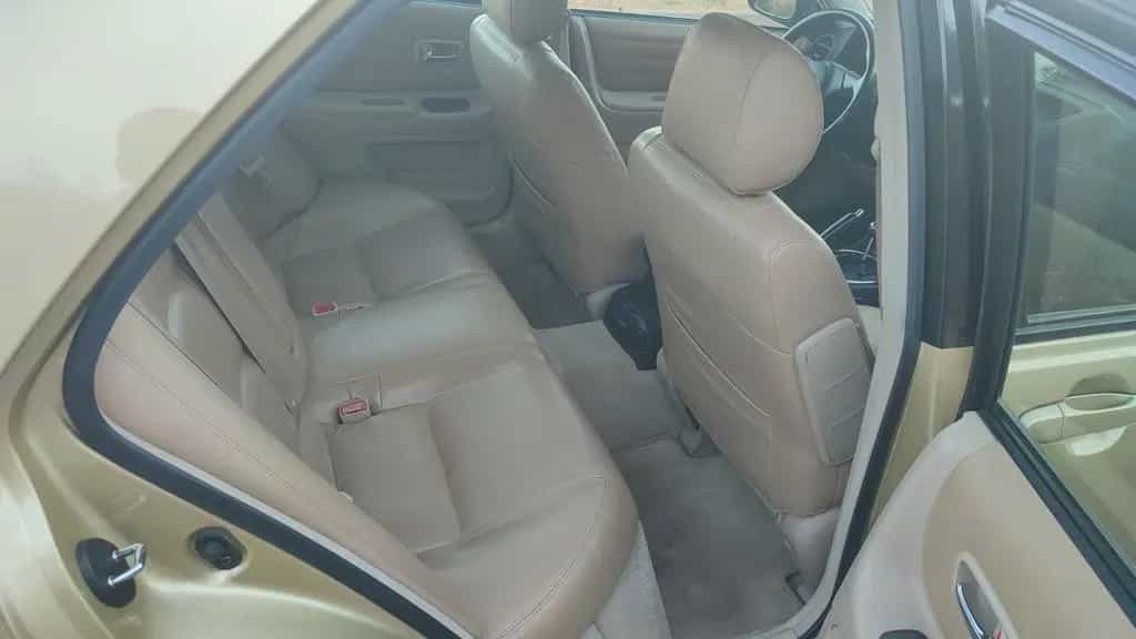 Lexus IS 200 Auto - luxury 08/2002-photo-8