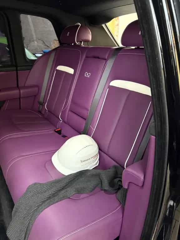 Rolls-Royce Cullinan Black Badge Black Badge 12/2021-photo-5
