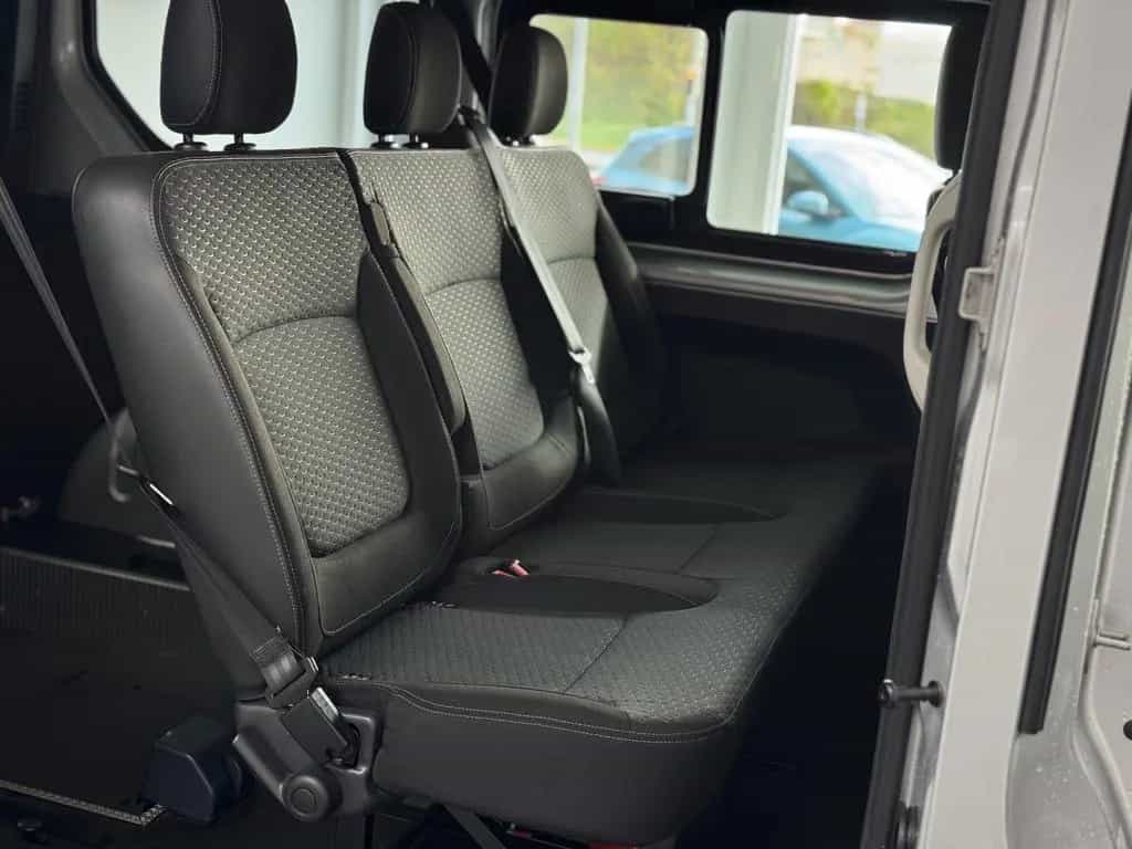 Opel Vivaro B L1 Behindertengerecht-Rampe 6+1 01/2016-photo-10