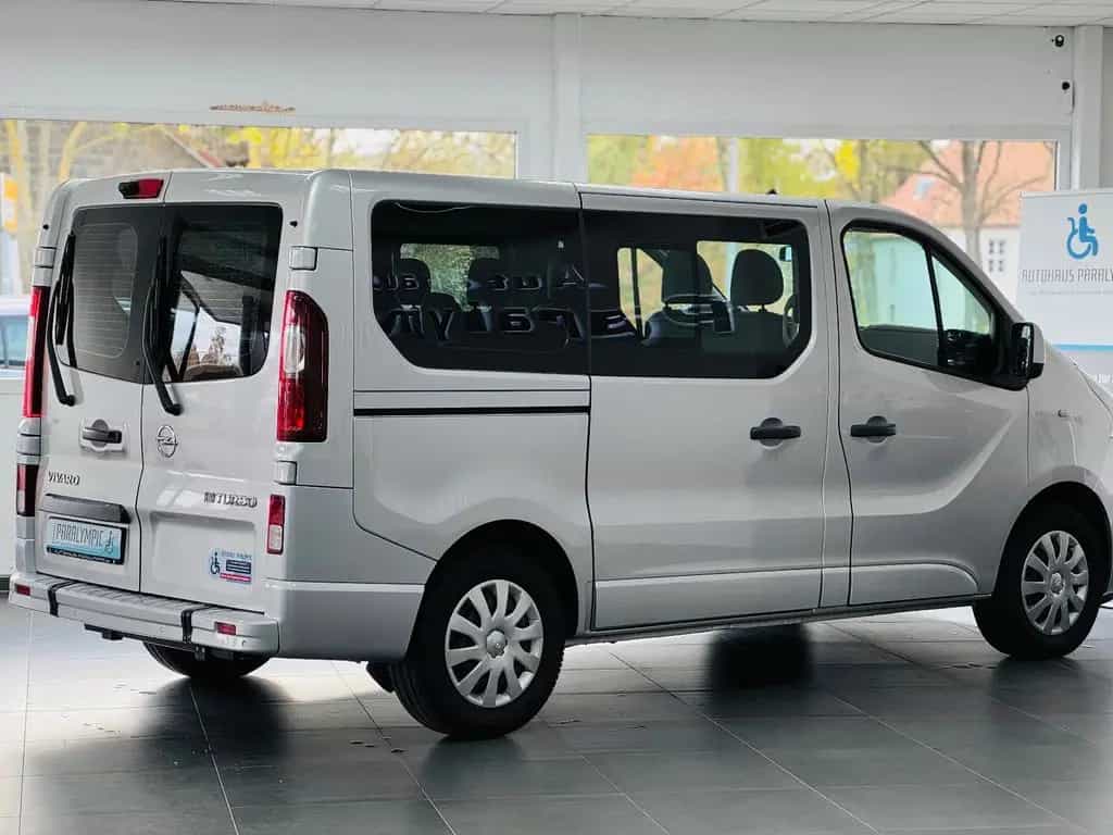 Opel Vivaro B L1 Behindertengerecht-Rampe 6+1 01/2016-photo-4