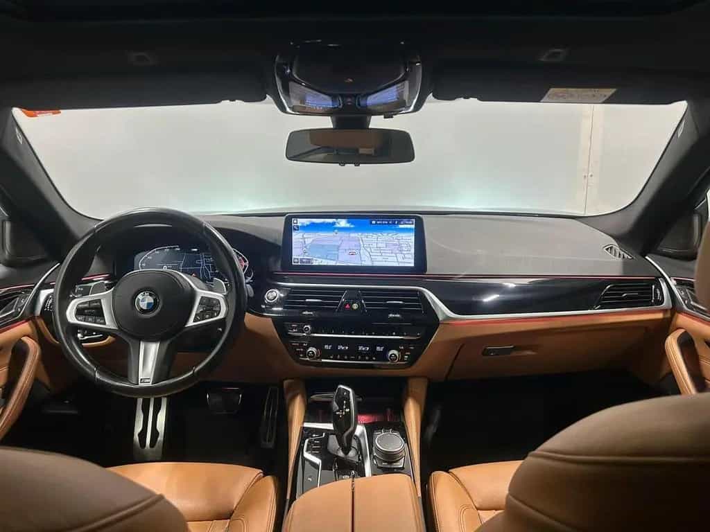 BMW 5 Series 540 5-serie 540i High Executive Edition 01/2021-photo-2