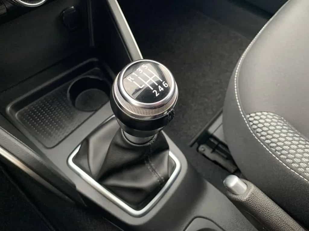 Dacia Duster ADVENTURE TCe 150 2WD AHK+NAVI+SHZ+TEMPO 12/2019-photo-18