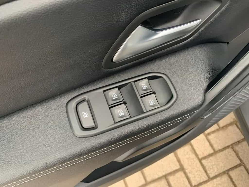 Dacia Duster ADVENTURE TCe 150 2WD AHK+NAVI+SHZ+TEMPO 12/2019-photo-19