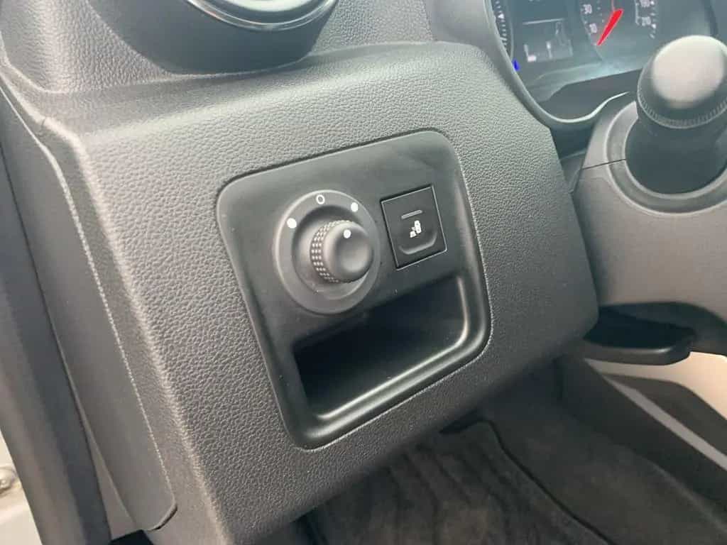 Dacia Duster ADVENTURE TCe 150 2WD AHK+NAVI+SHZ+TEMPO 12/2019-photo-20