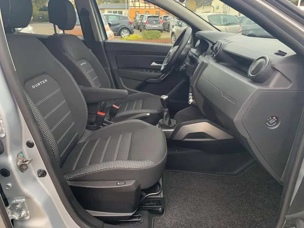 Dacia Duster ADVENTURE TCe 150 2WD AHK+NAVI+SHZ+TEMPO 12/2019-photo-24