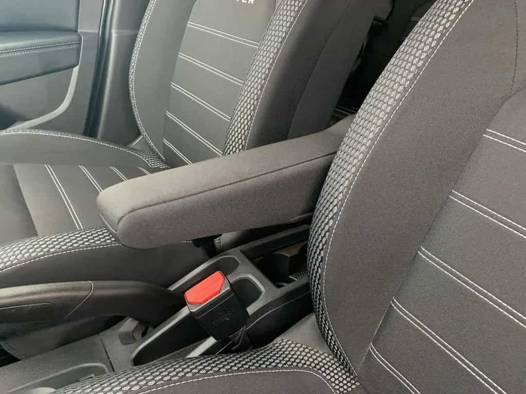 Dacia Duster ADVENTURE TCe 150 2WD AHK+NAVI+SHZ+TEMPO 12/2019-photo-29