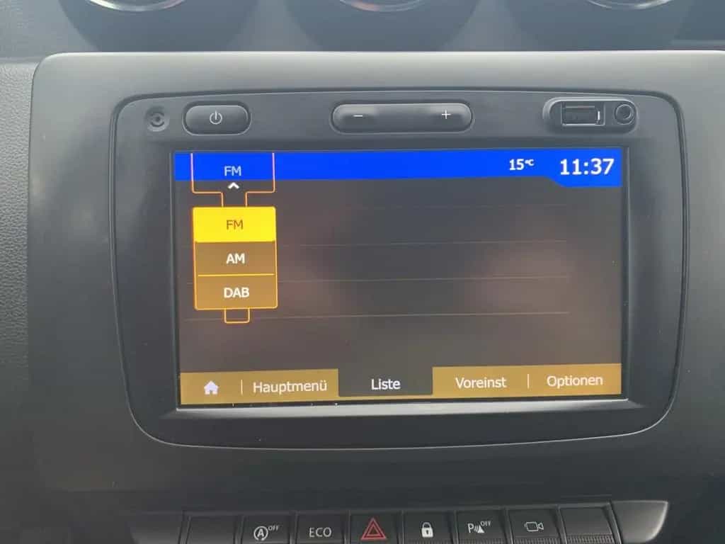 Dacia Duster ADVENTURE TCe 150 2WD AHK+NAVI+SHZ+TEMPO 12/2019-photo-32